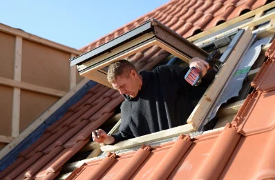 Pose de fenêtres de toit Velux à Josat